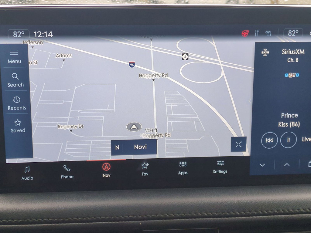 Thumbnail: 2023 Lincoln Nautilus - 34