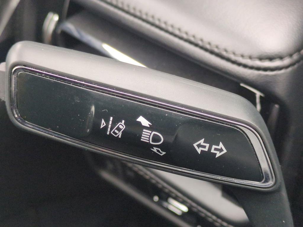 Thumbnail: 2023 Lincoln Nautilus - 33