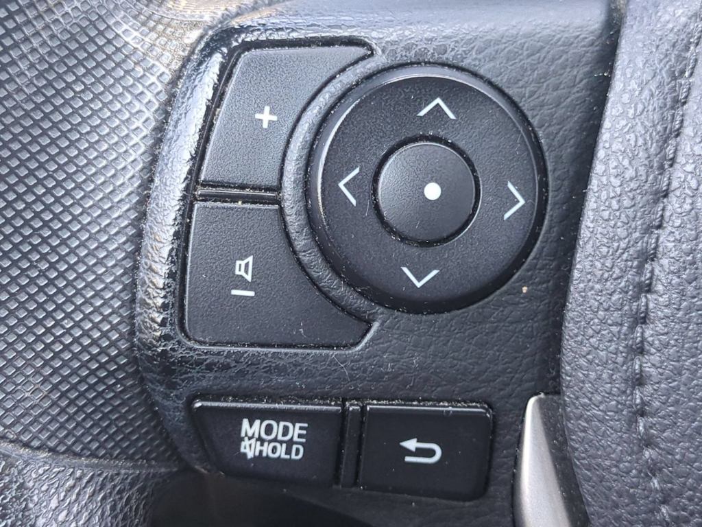 Thumbnail: 2015 Toyota Corolla - 29