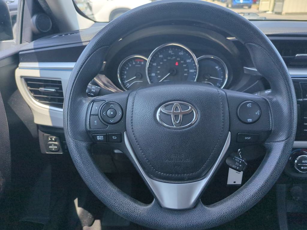 Thumbnail: 2015 Toyota Corolla - 13