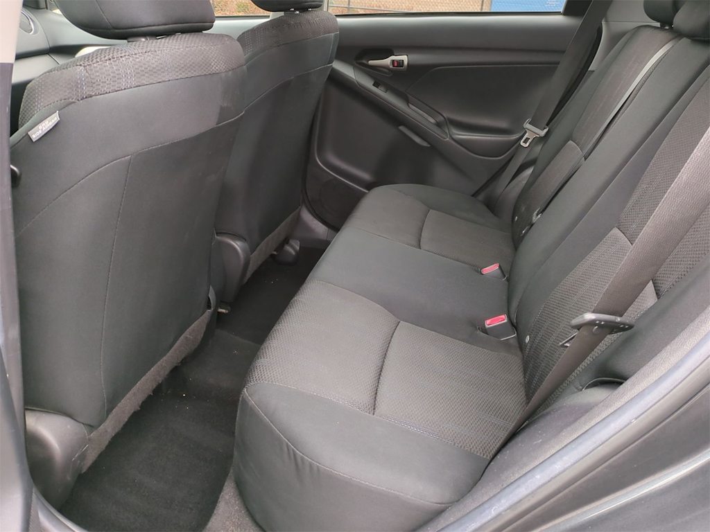 2012 Toyota Matrix Base 11