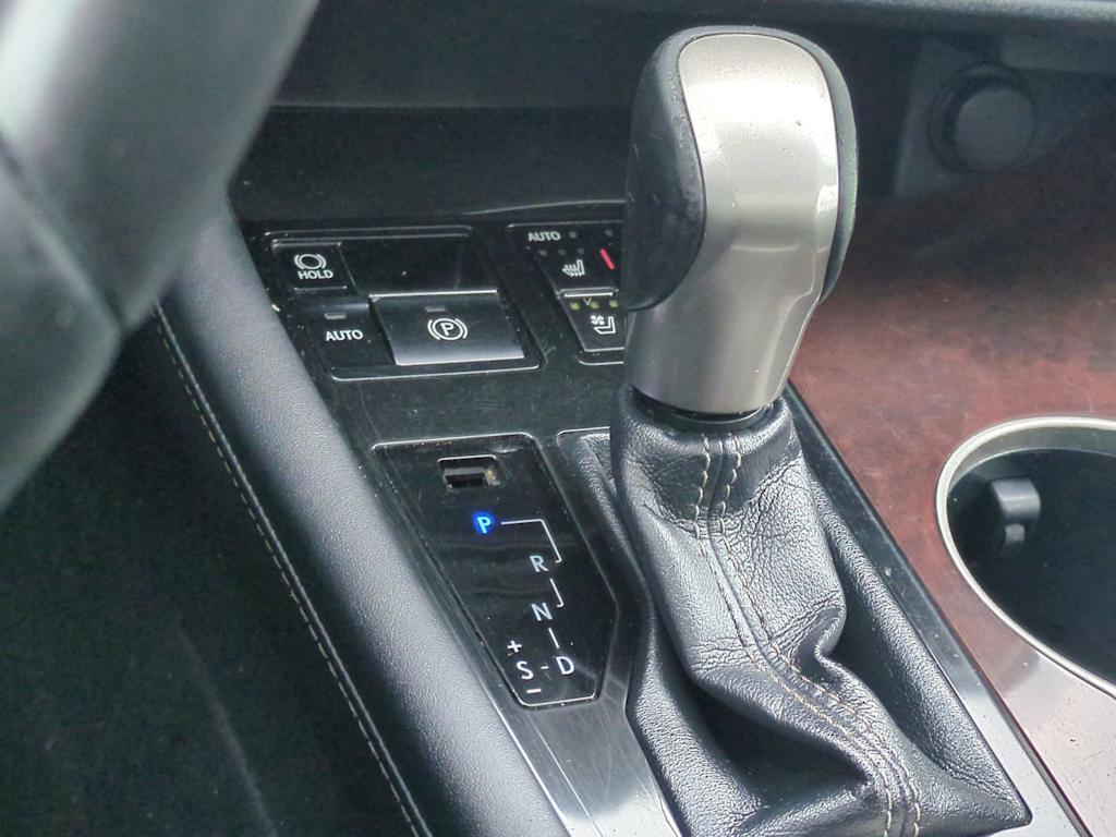 Thumbnail: 2016 Lexus RX - 36