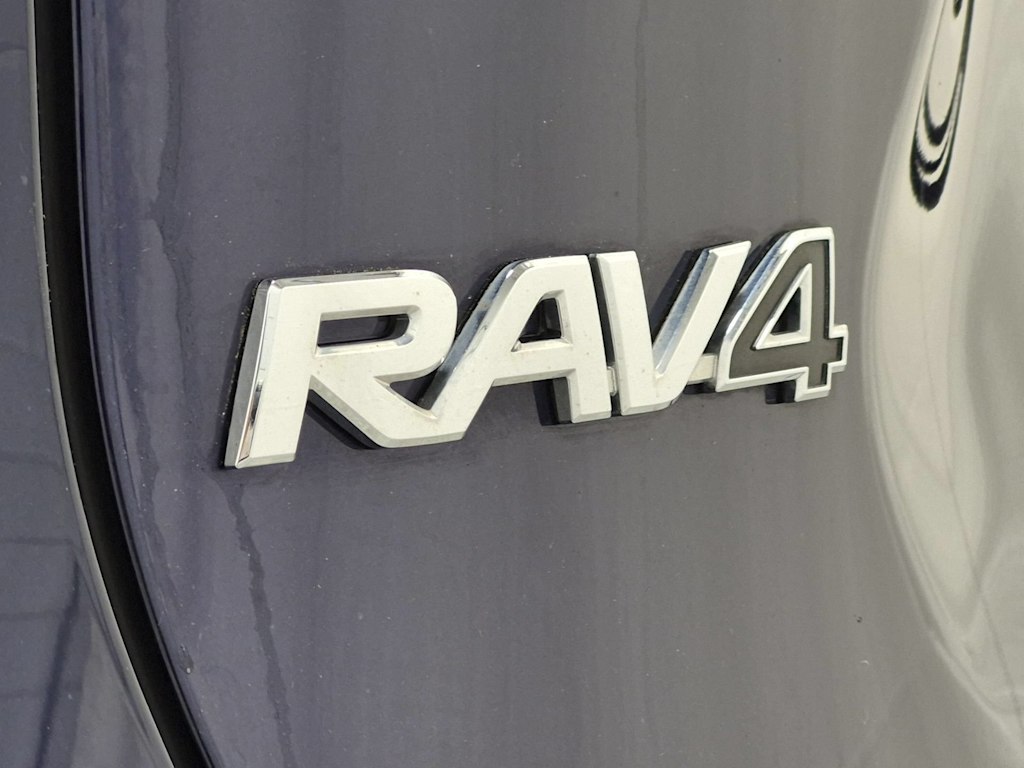 Thumbnail: 2023 Toyota RAV4 - 25