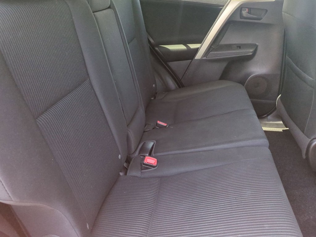 Thumbnail: 2015 Toyota RAV4 - 27