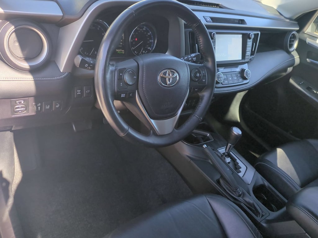 Thumbnail: 2017 Toyota RAV4 - 2