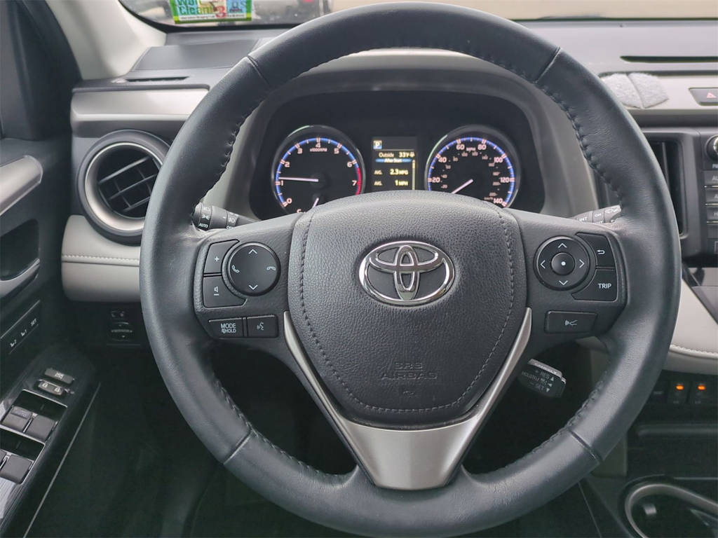 Thumbnail: 2018 Toyota RAV4 - 13