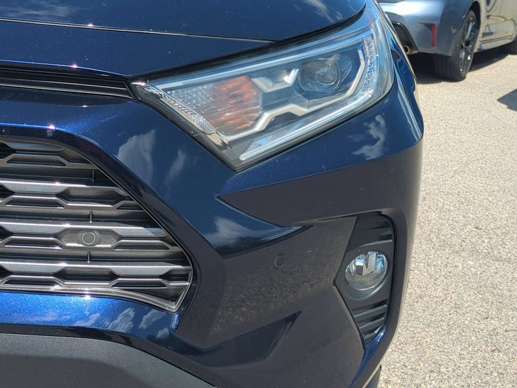Thumbnail: 2020 Toyota RAV4 - 23