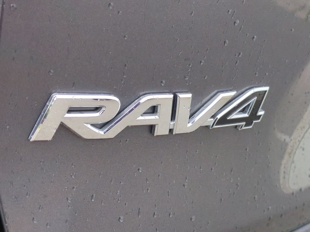 Thumbnail: 2024 Toyota RAV4 - 25