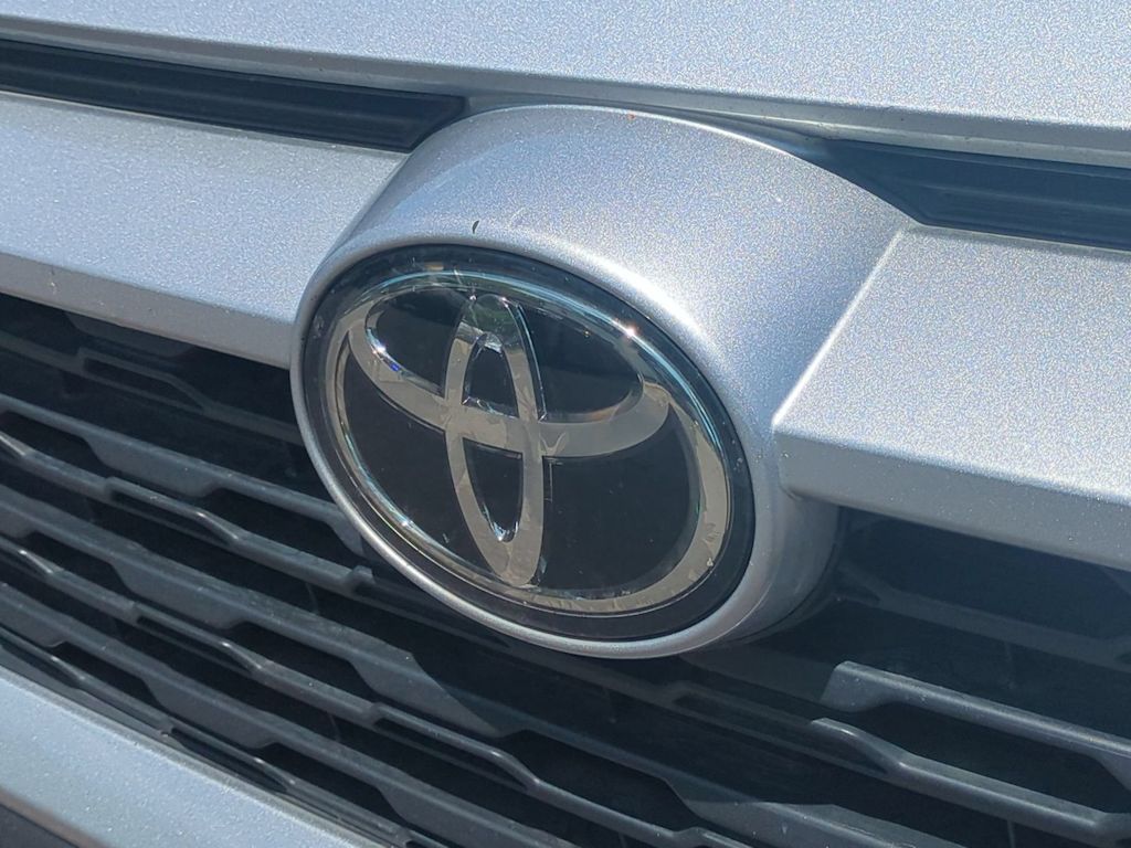 Thumbnail: 2023 Toyota RAV4 - 7