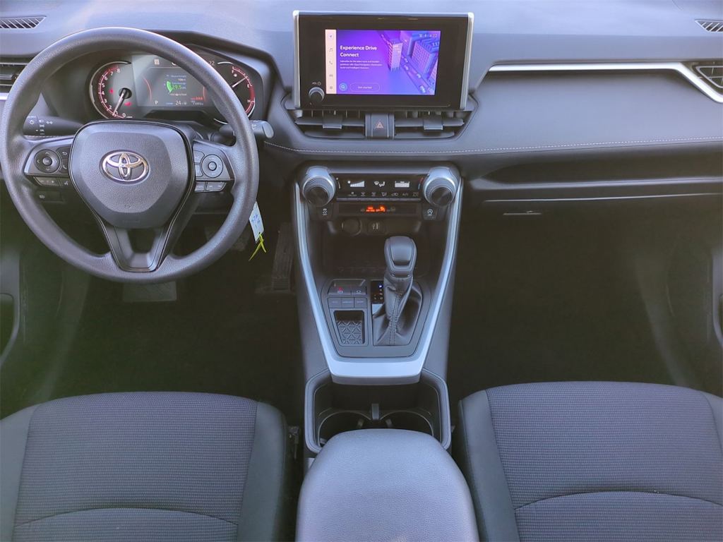 2024 Toyota RAV4 LE 10