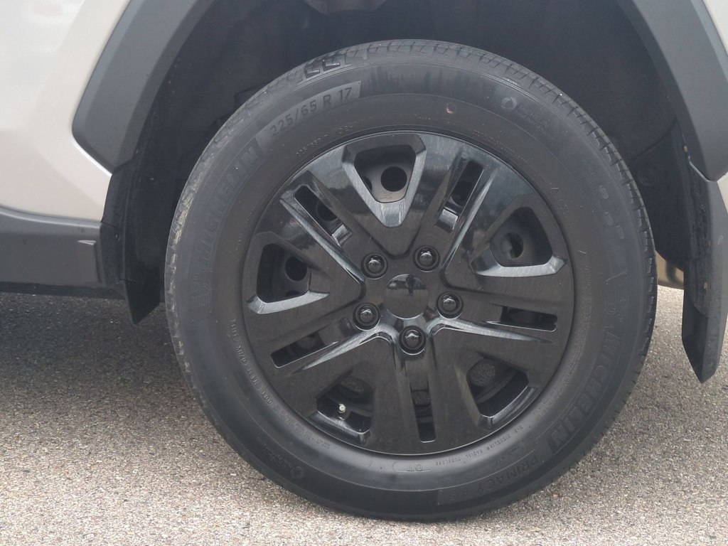Thumbnail: 2020 Toyota RAV4 - 8