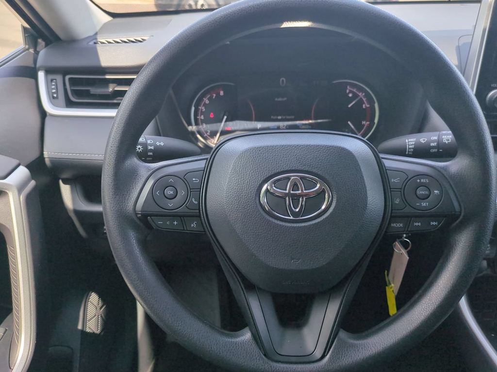 Thumbnail: 2023 Toyota RAV4 - 13
