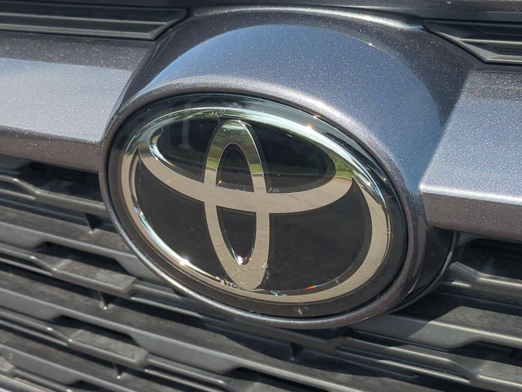 Thumbnail: 2023 Toyota RAV4 - 7