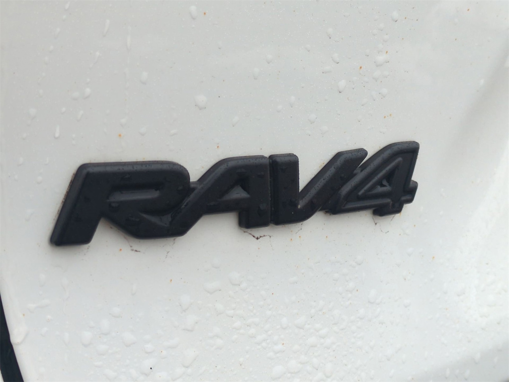 Thumbnail: 2023 Toyota RAV4 - 26