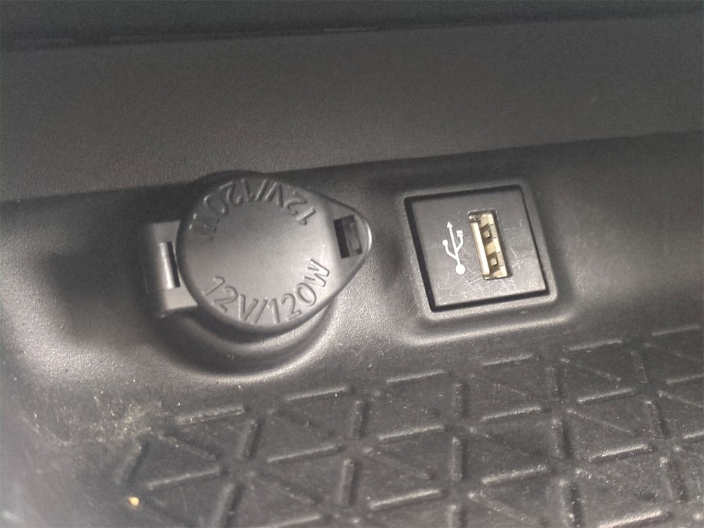 Thumbnail: 2023 Toyota RAV4 - 35