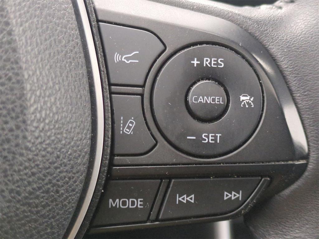 Thumbnail: 2023 Toyota RAV4 - 32