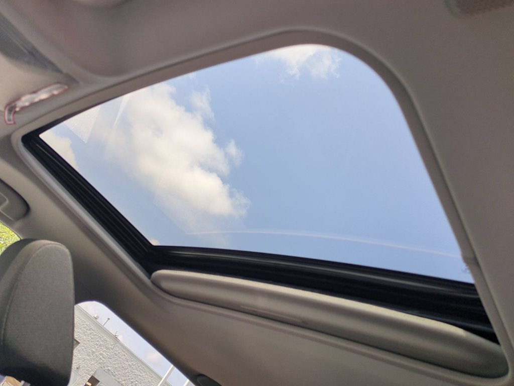 Thumbnail: 2023 Toyota RAV4 - 27