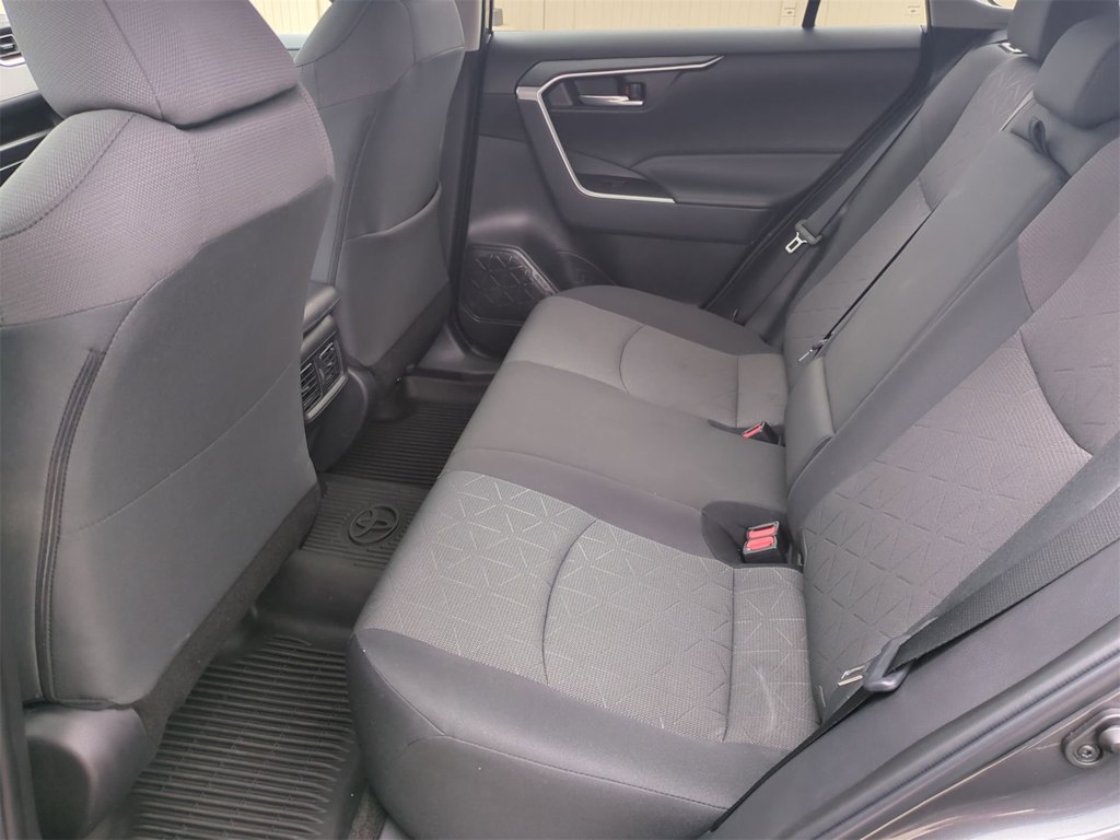 2023 Toyota RAV4 XLE 11