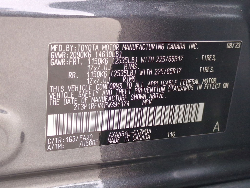 2023 Toyota RAV4 XLE 18
