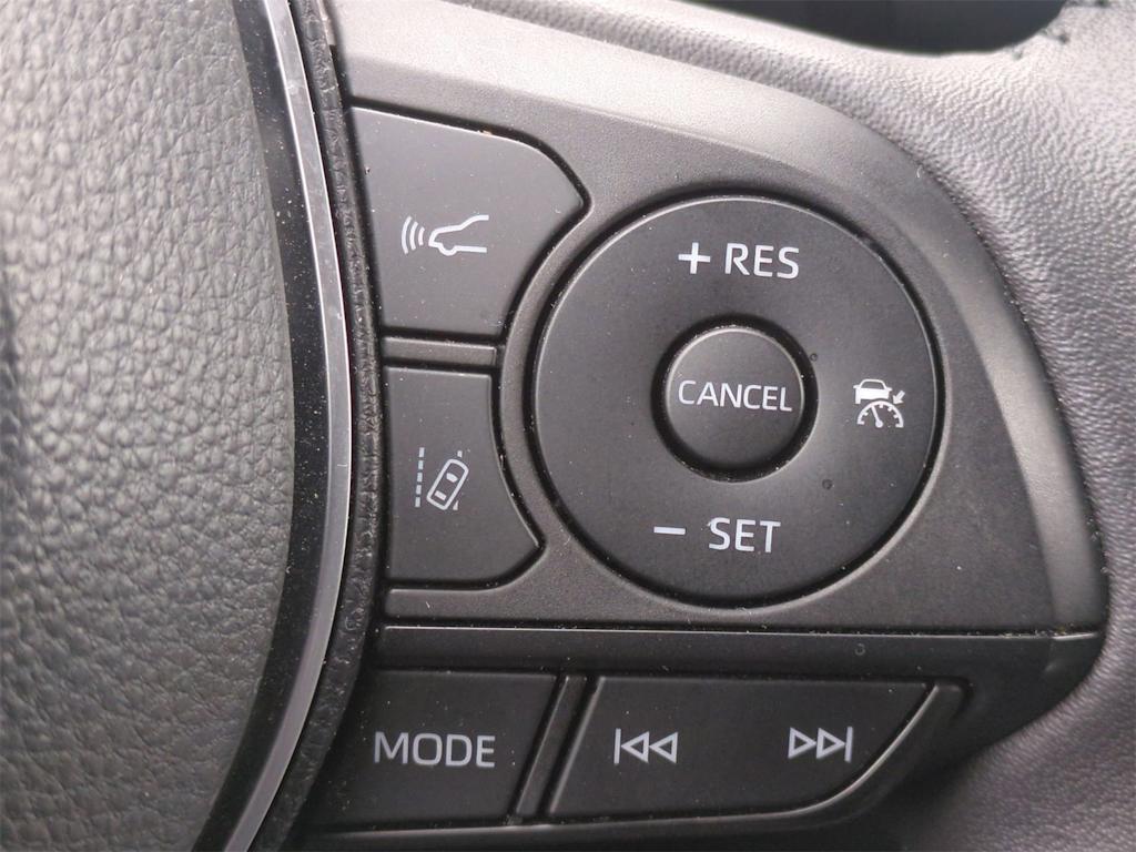 2023 Toyota RAV4 XLE 30