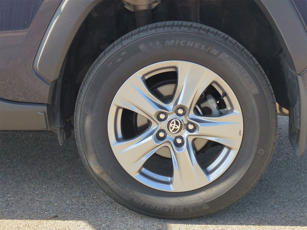 Thumbnail: 2023 Toyota RAV4 - 8