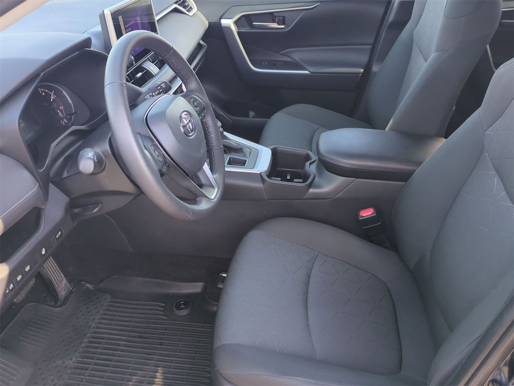 Thumbnail: 2023 Toyota RAV4 - 10