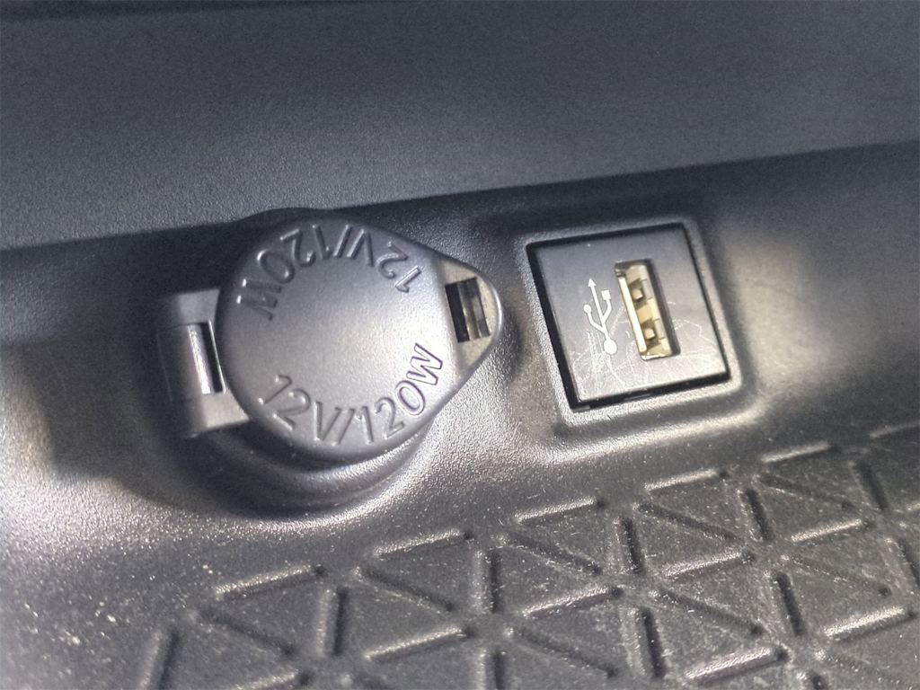 Thumbnail: 2023 Toyota RAV4 - 35