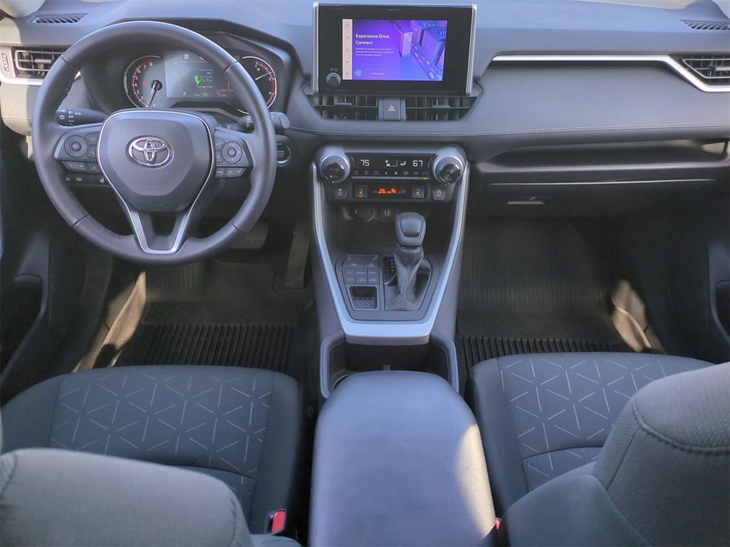 Thumbnail: 2023 Toyota RAV4 - 9