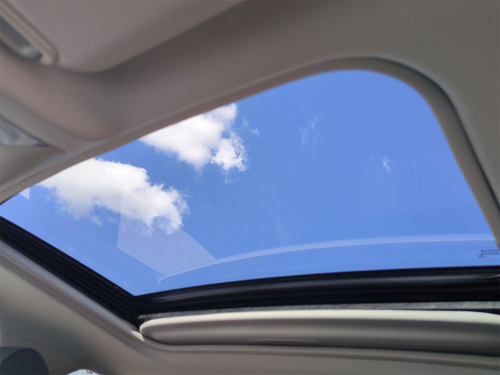 Thumbnail: 2023 Toyota RAV4 - 29