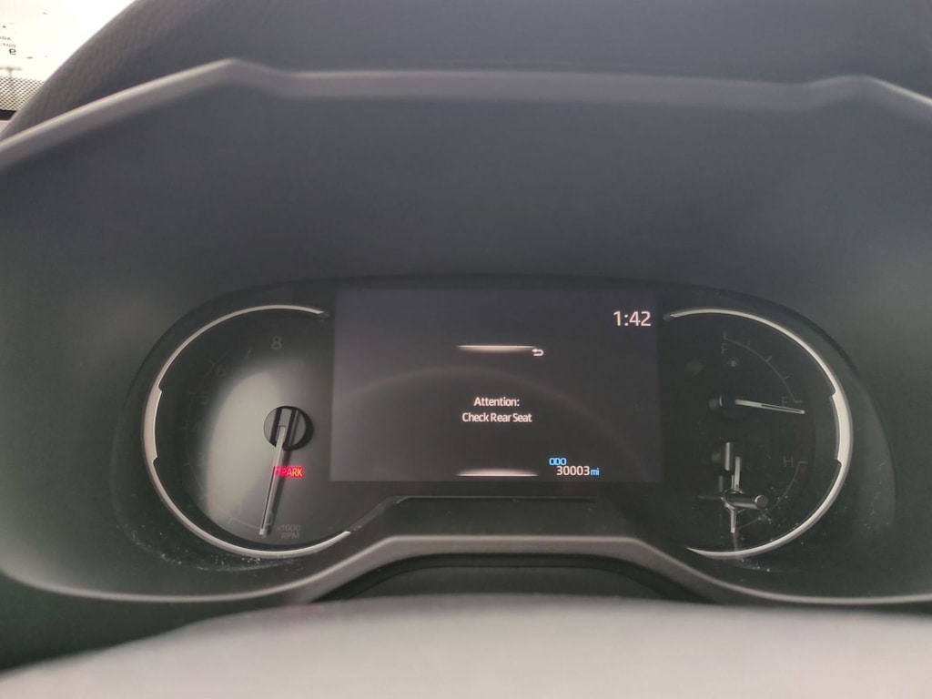 Thumbnail: 2023 Toyota RAV4 - 16