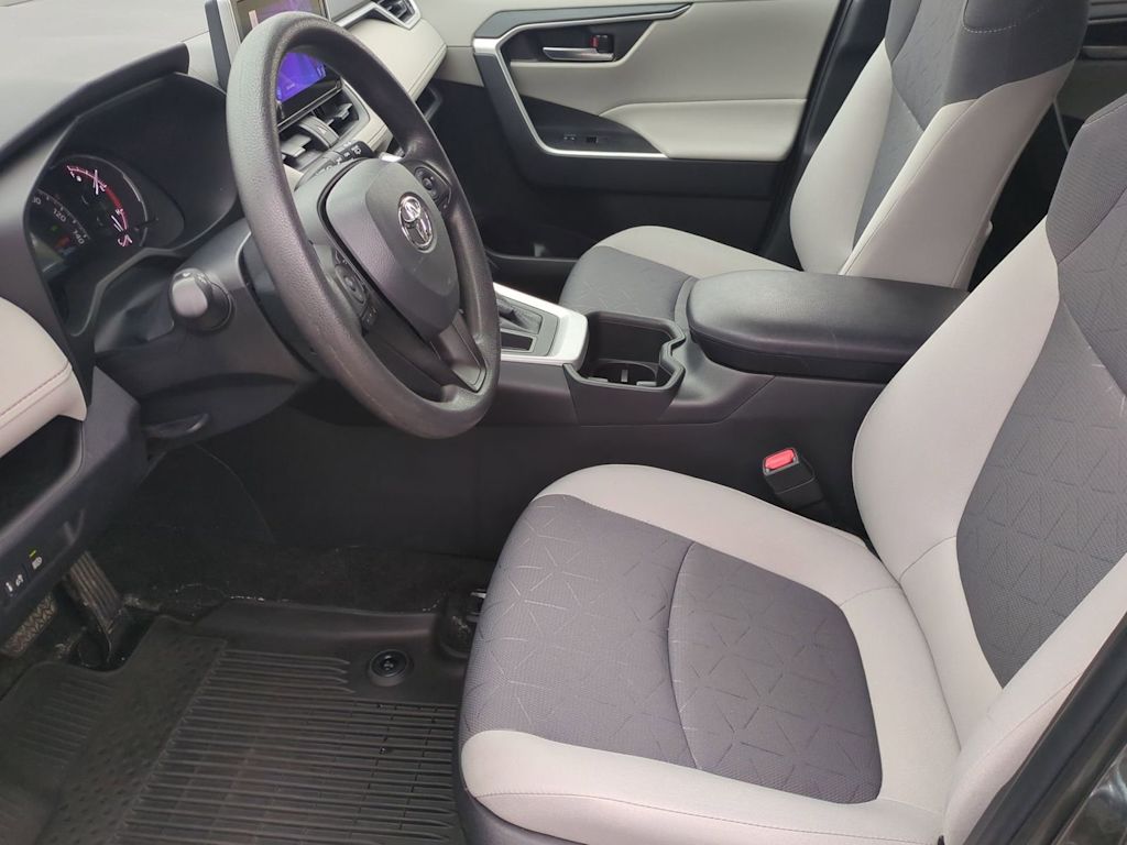 Thumbnail: 2023 Toyota RAV4 - 10