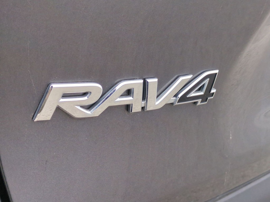 Thumbnail: 2023 Toyota RAV4 - 24