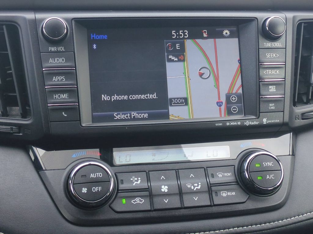 Thumbnail: 2016 Toyota RAV4 - 14