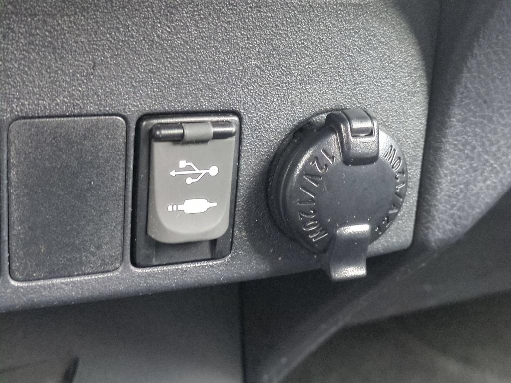 Thumbnail: 2016 Toyota RAV4 - 36