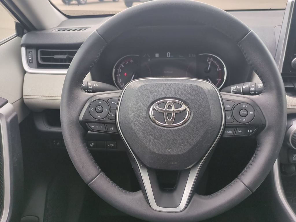 Thumbnail: 2023 Toyota RAV4 - 13