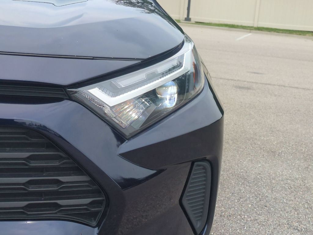 Thumbnail: 2023 Toyota RAV4 - 24