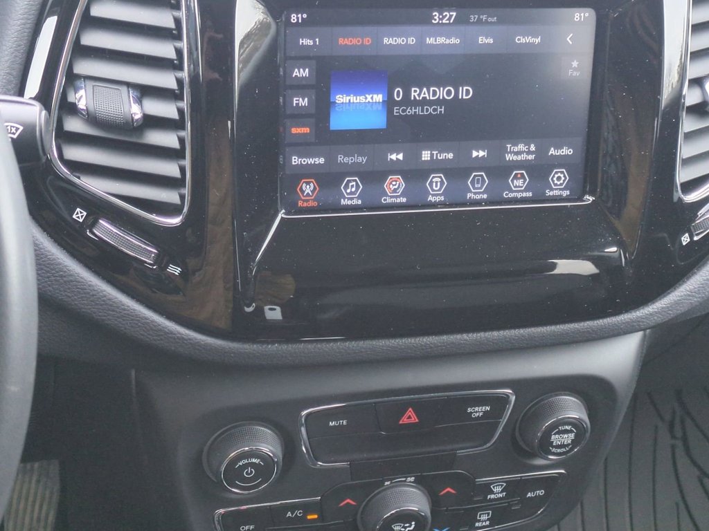 Thumbnail: 2021 Jeep Compass - 14