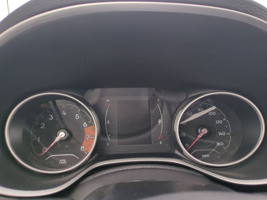 Thumbnail: 2021 Jeep Compass - 33