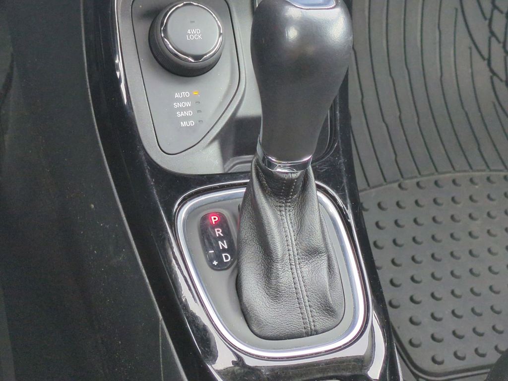 Thumbnail: 2021 Jeep Compass - 15