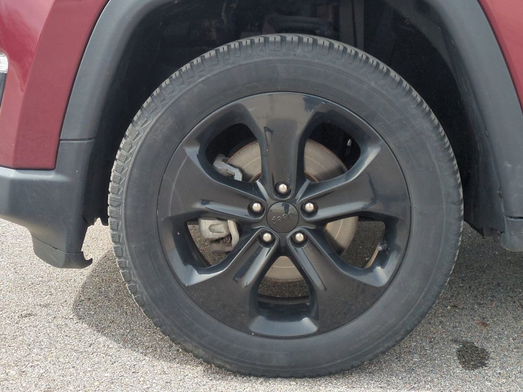 Thumbnail: 2021 Jeep Compass - 8