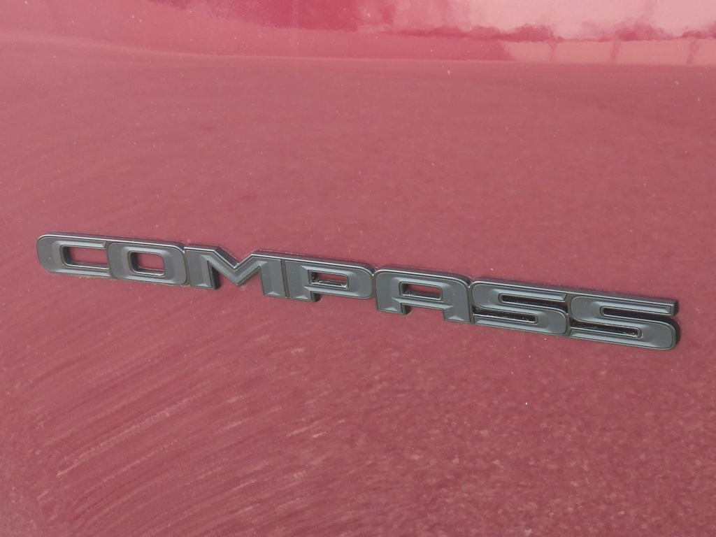 Thumbnail: 2021 Jeep Compass - 24