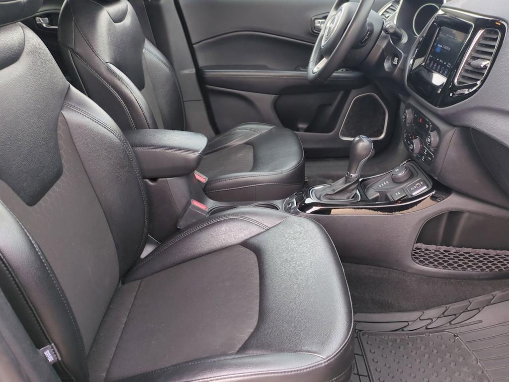 Thumbnail: 2021 Jeep Compass - 11