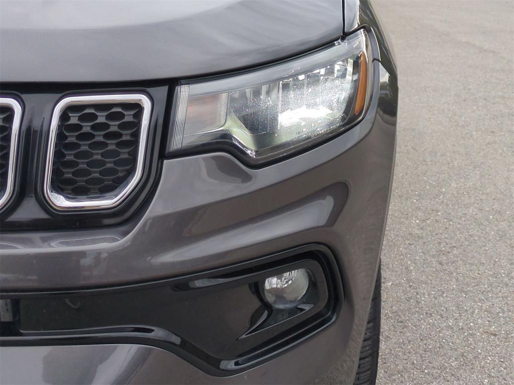 Thumbnail: 2023 Jeep Compass - 24