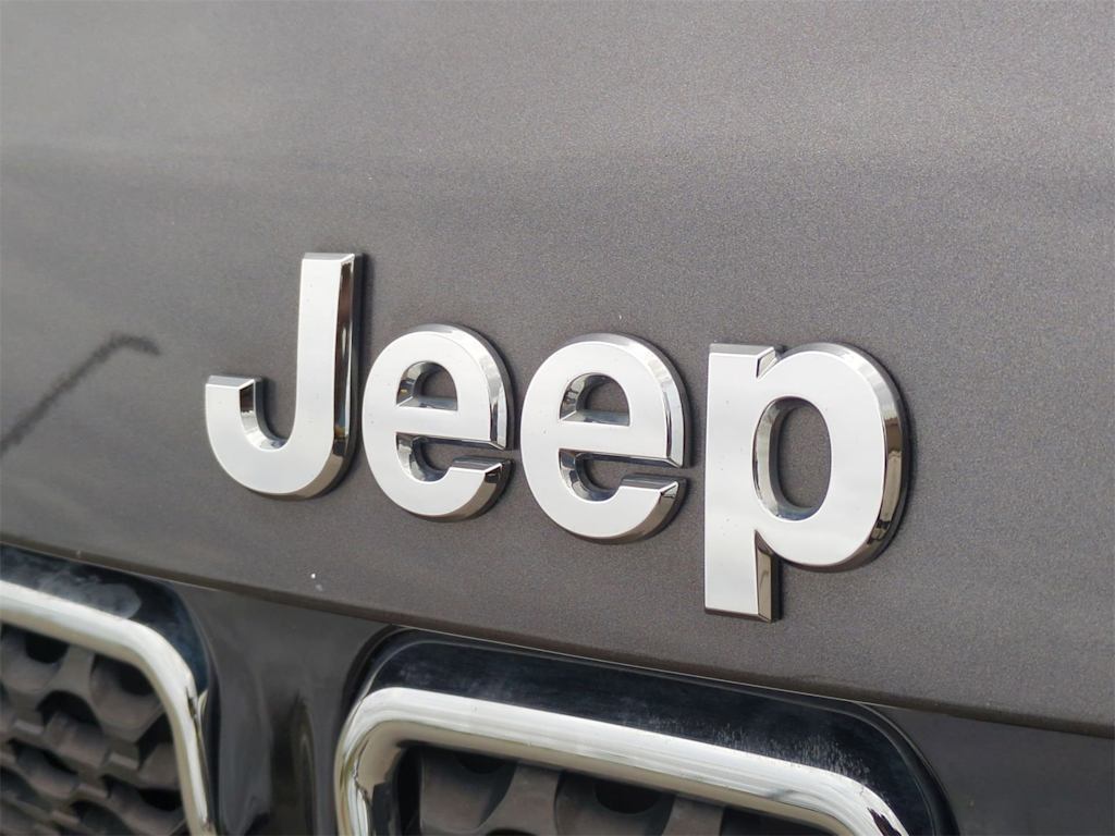 Thumbnail: 2023 Jeep Compass - 7