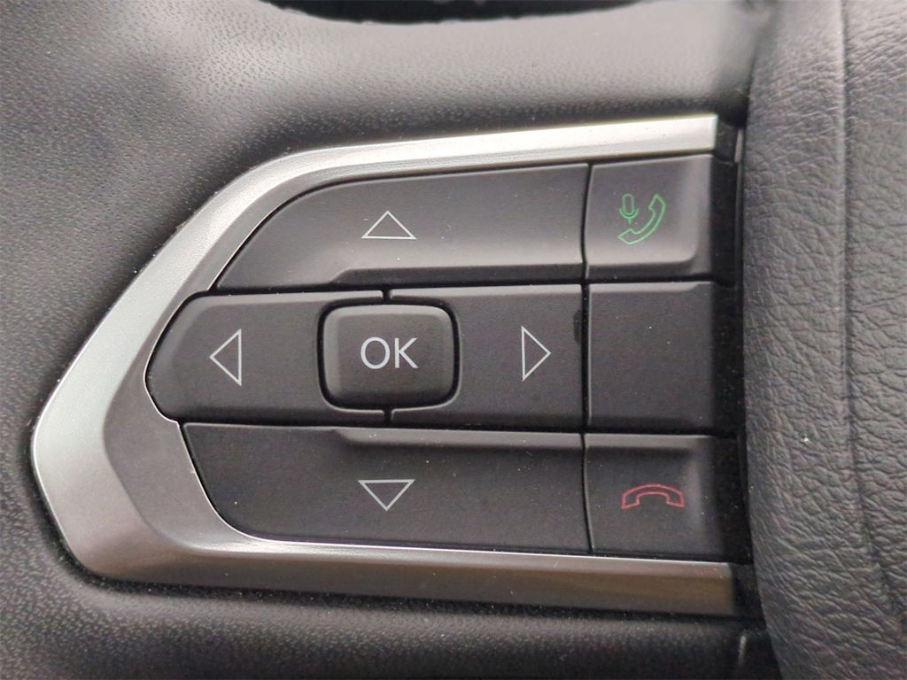 Thumbnail: 2023 Jeep Compass - 29