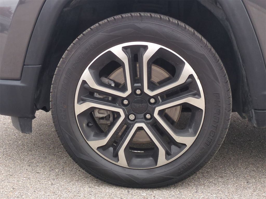 Thumbnail: 2023 Jeep Compass - 8