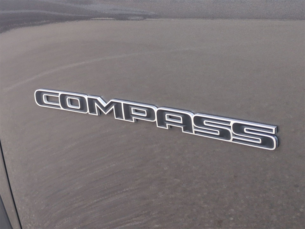 Thumbnail: 2023 Jeep Compass - 25