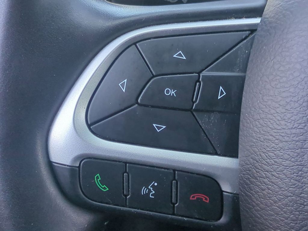 Thumbnail: 2021 Jeep Compass - 28