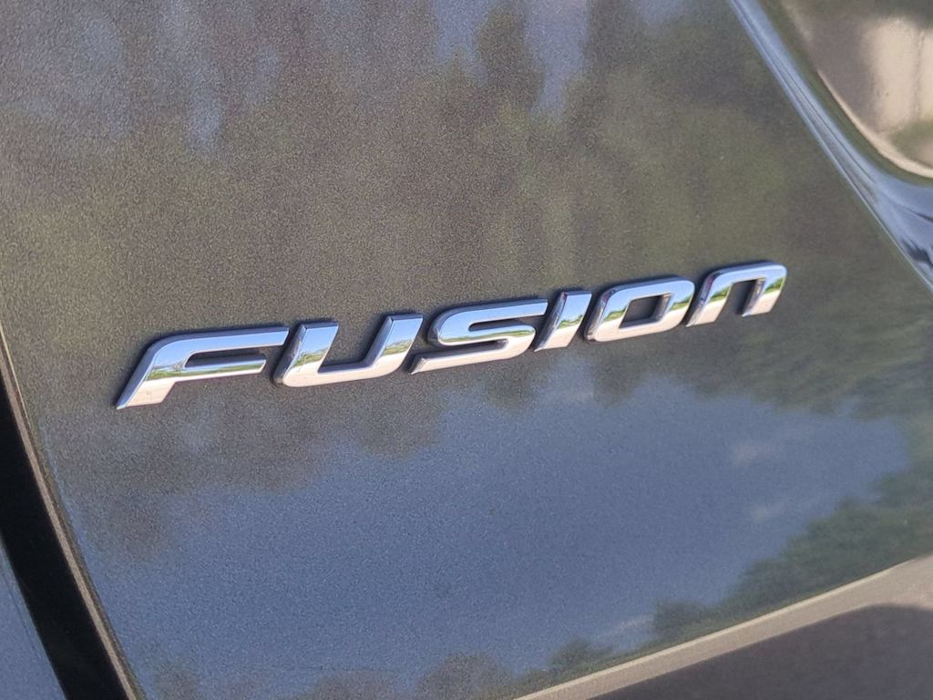 Thumbnail: 2018 Ford Fusion - 25