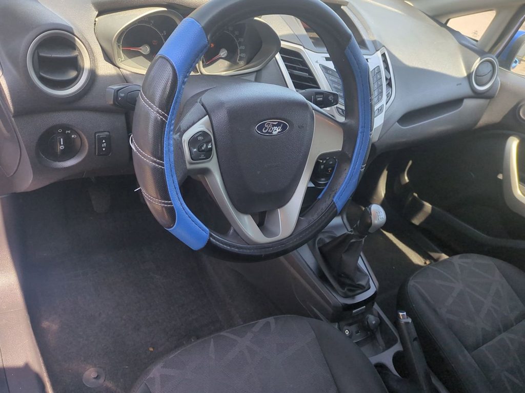Thumbnail: 2011 Ford Fiesta - 2